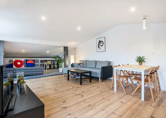 Good Vibes Apartment